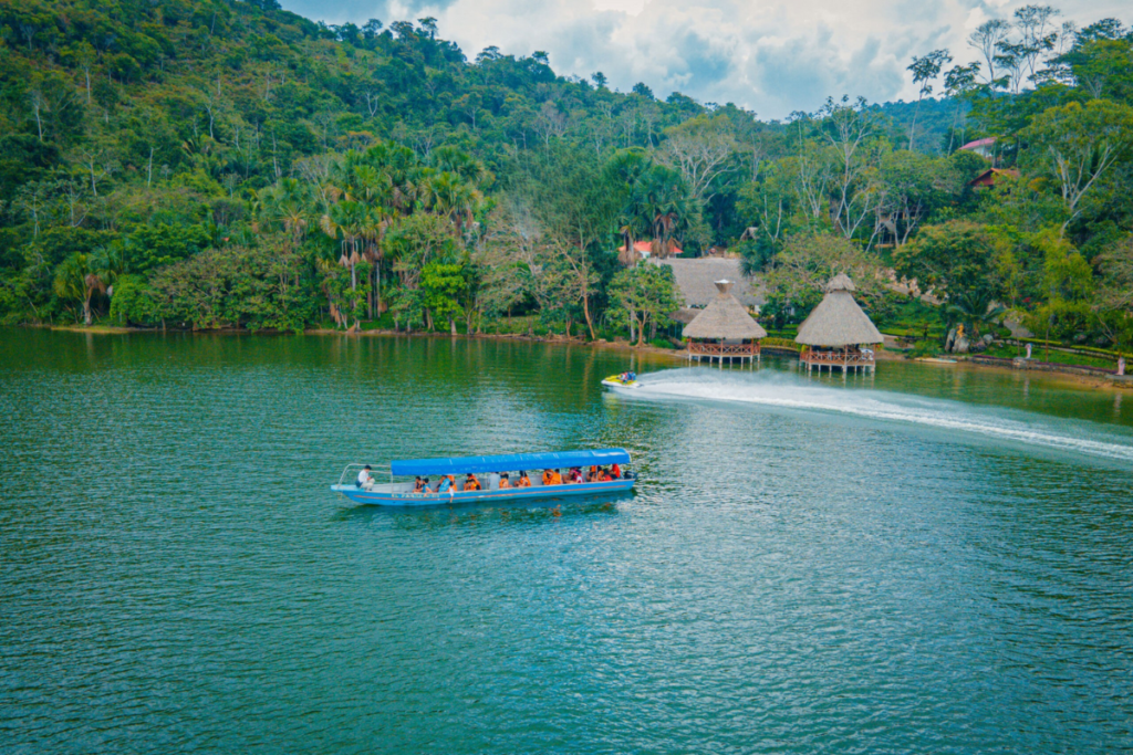 Tarapoto Laguna Azul